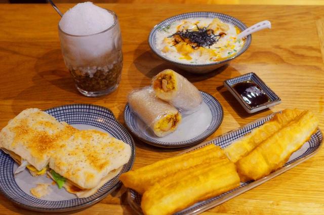 別再這樣吃早飯！不注意3點「簡直在給肝上刑」　多吃幾口「肝就廢了」