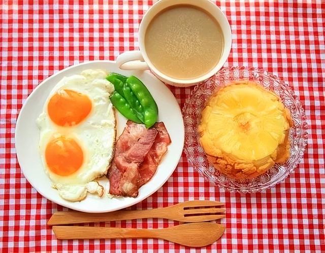 別再這樣吃早飯！不注意3點「簡直在給肝上刑」　多吃幾口「肝就廢了」