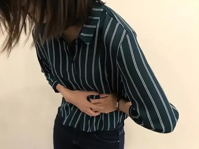 有沒有腸息肉「吃飯就知道」！醫師警告：「吃飯常有5異常」趕快去醫院