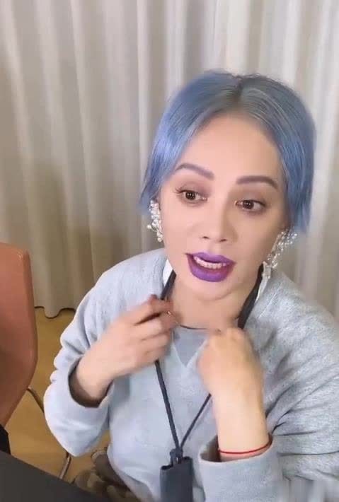 7年沒有新戲！53歲大咖影后直播「認了沒戲拍」　霸氣槓上酸民：「是他們配不上我」