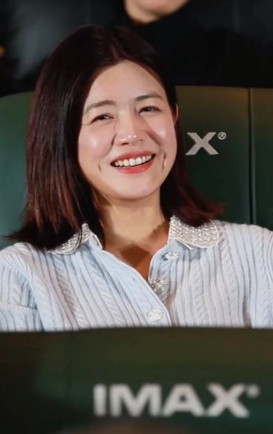 41歲陳妍希離婚後首現身！素顏狀態引熱議 「小籠包臉蛋」再成焦點