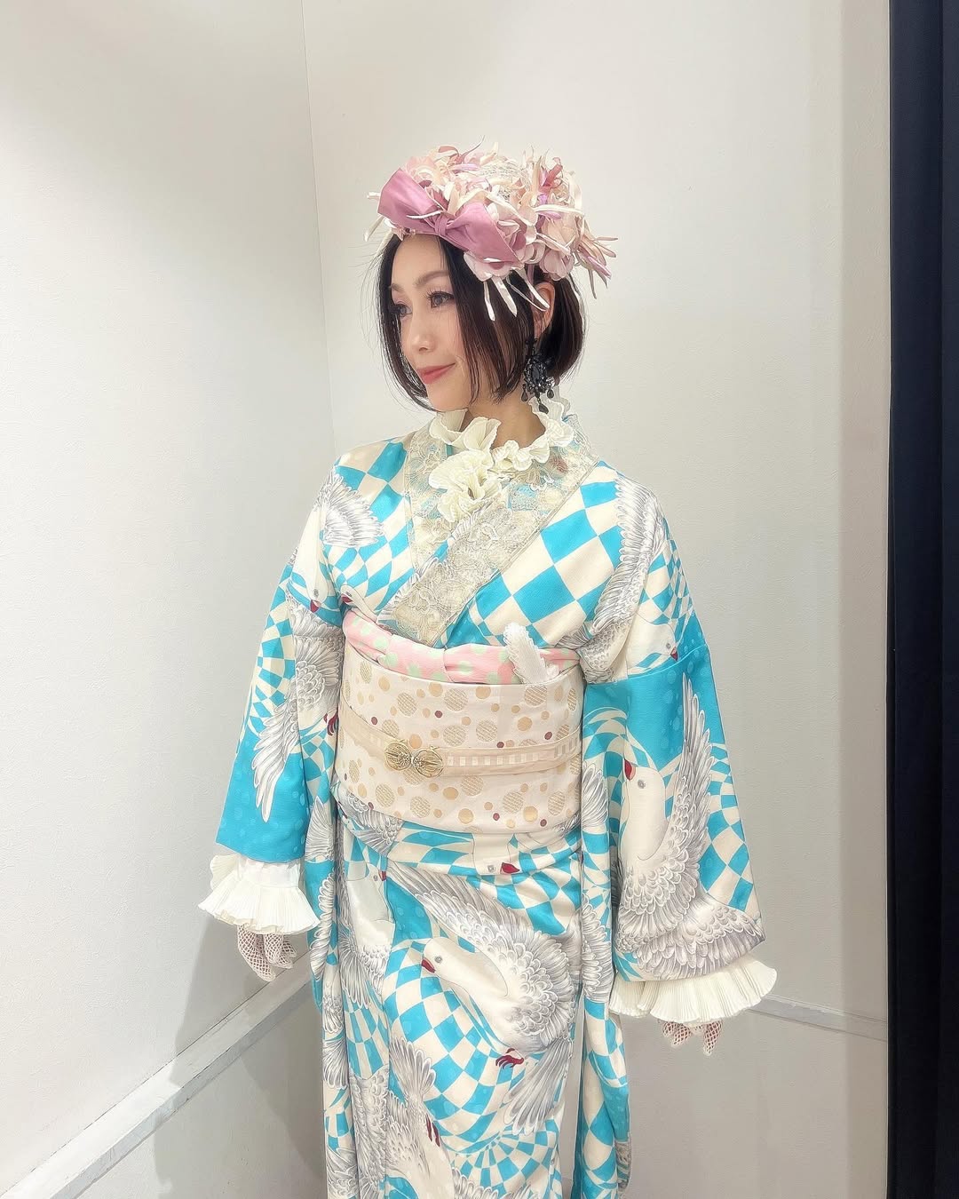 曾紅遍亞洲!她從玉女巨星「落魄到討錢」被人唾棄 還曾和「她人共侍一夫」如今54歲近況曝