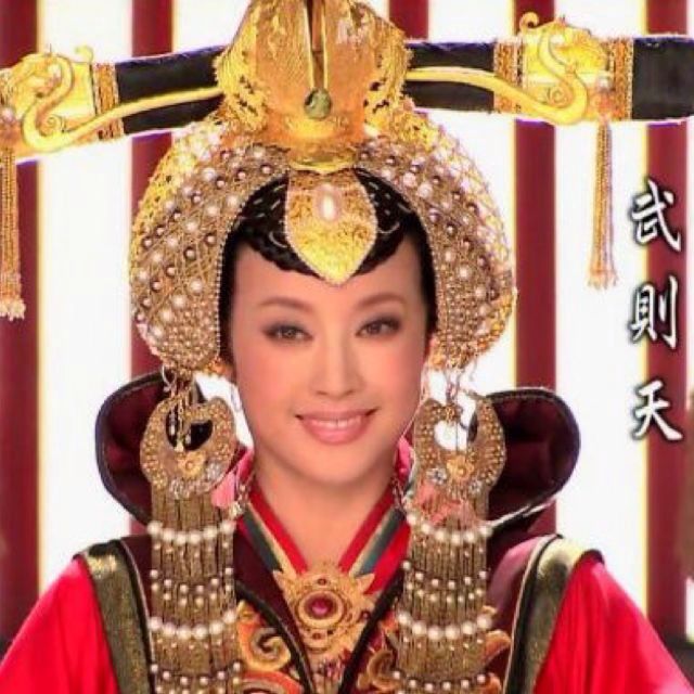 當年演紅武則天！74歲大咖影后「遭判刑1年2個月」　自爆揹5官司「慘賠身家36億」悲嘆：養老錢都沒了...