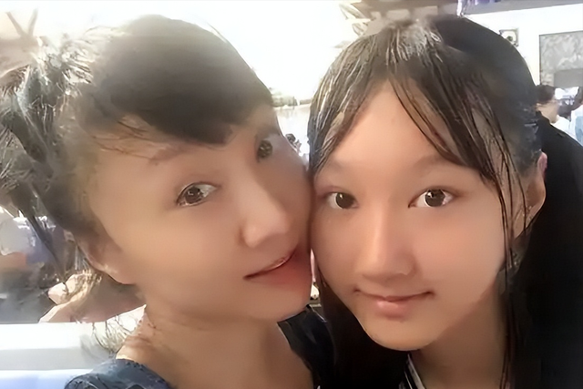 家花不如野花香？國民歌手「棄糟糠妻娶小三」高調示愛　「如今下場曝光」網笑活該