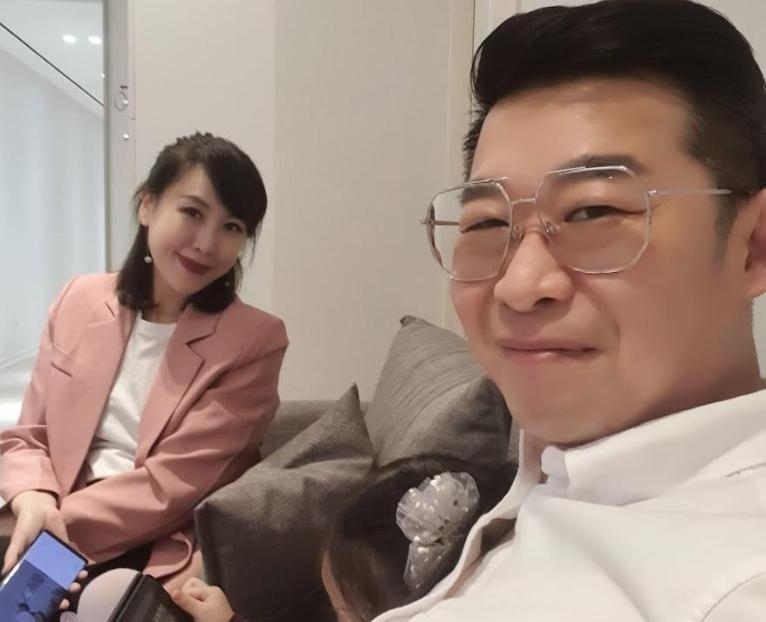 只給妻女攝影棚免費便當！53歲男星太摳門「潘若迪霸氣請客」　他喊冤：「平常很疼老婆」
