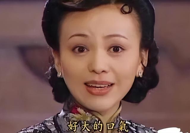 演壞女人紅遍兩岸！55歲實力派影后「亮麗蛻變穿婚紗」粉絲沒認出　離婚2次成單親媽「卻活成女王」