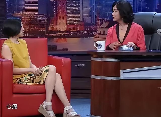 演壞女人紅遍兩岸！55歲實力派影后「亮麗蛻變穿婚紗」粉絲沒認出　離婚2次成單親媽「卻活成女王」