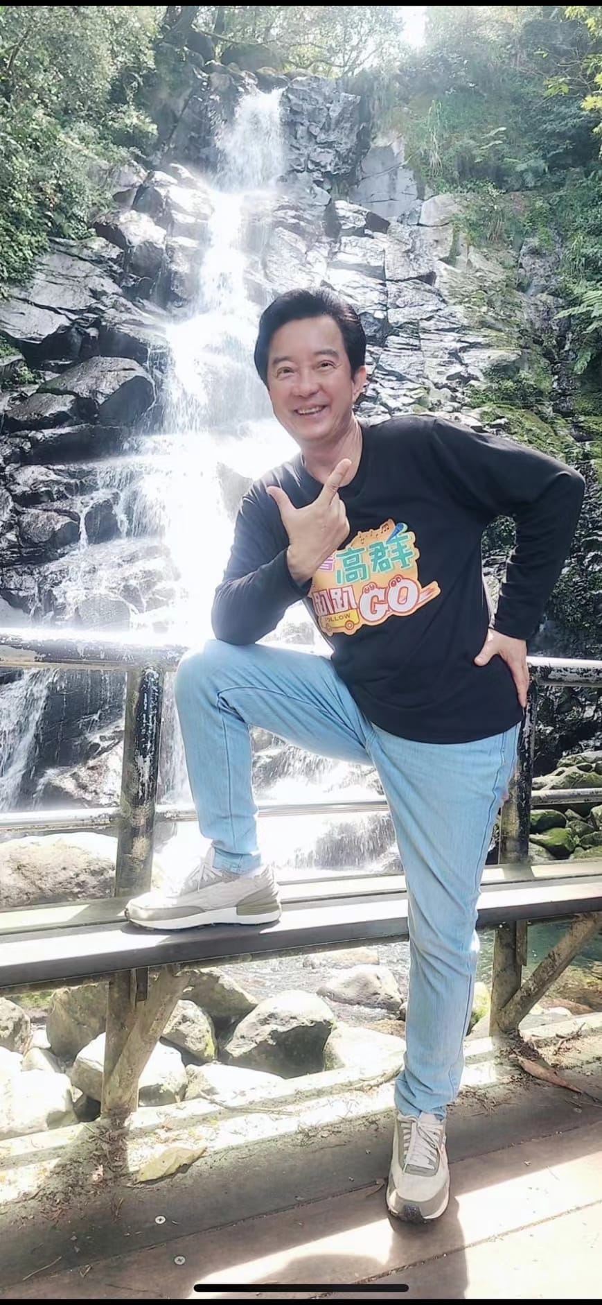 70歲資深藝人高群勇敢追夢！歷經死劫後推出首張專輯《打拚會出頭》