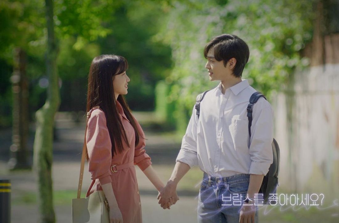 男女有純友誼？妻子與男閨蜜泡溫泉「把他當姐妹」　網細看「妻子1怪異反應」搖頭：絕對不單純