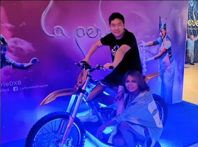 異國婚不被看好！36歲男子「娶非洲酋長女兒」遭眾人嘲諷　如今每月「自動進帳31萬」網全跪了：他才是人生贏家