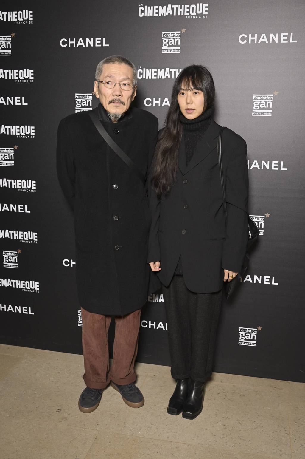 演藝圈最高調小三！43歲影后「不倫大21歲導演」長跑9年　躲回家鄉「悄悄生下兒子」遭網友唾棄