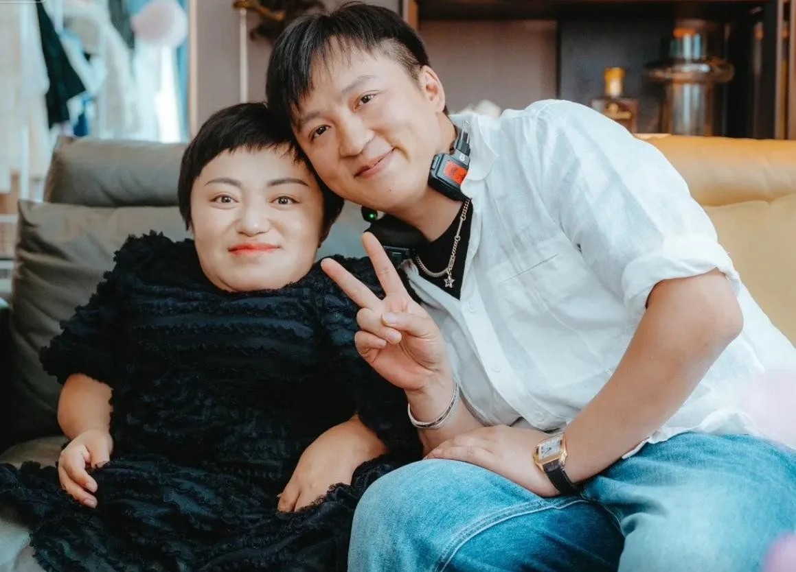 給老公上億嫁妝!80cm玻璃娃娃富婆「昔日再婚小鮮肉」 2年後「1理由宣布離婚」:真的太累了...