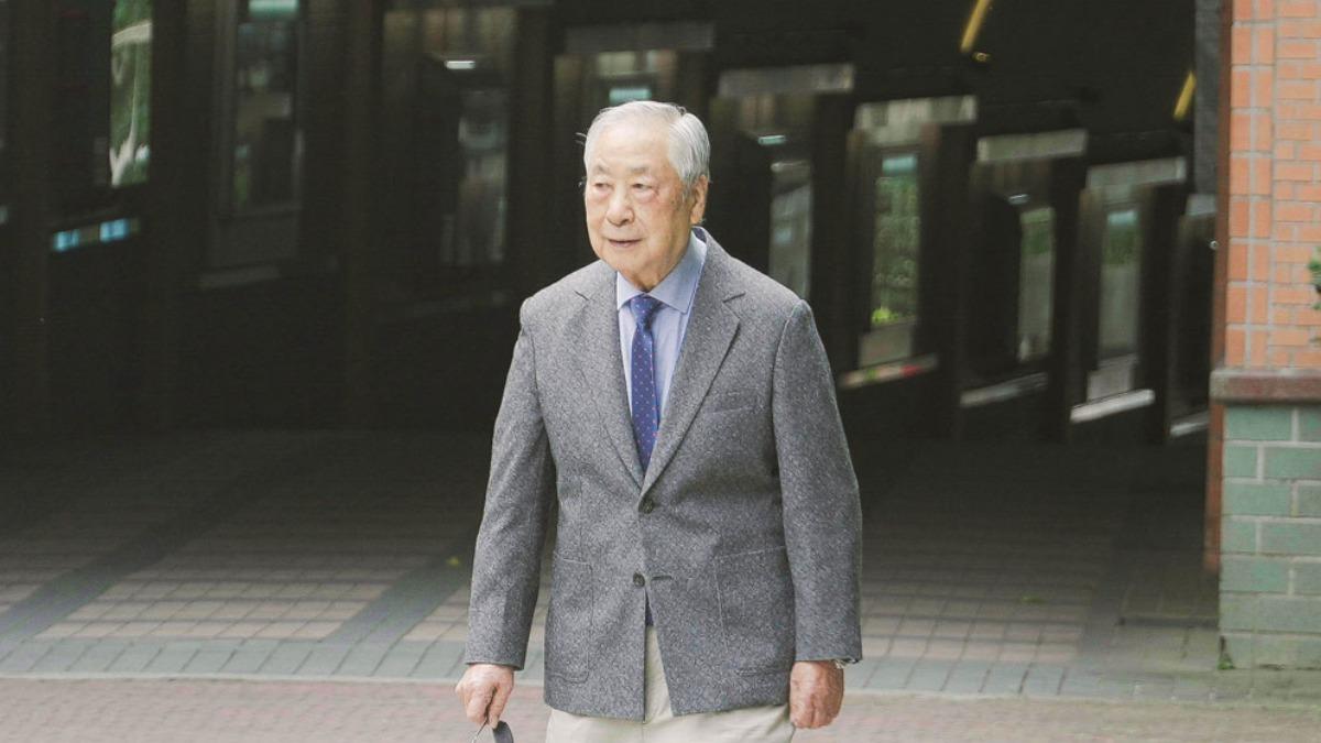 90歲氣象教父李富城高燒住院驚傳白血球飆高 樂觀報平安病因終揭曉