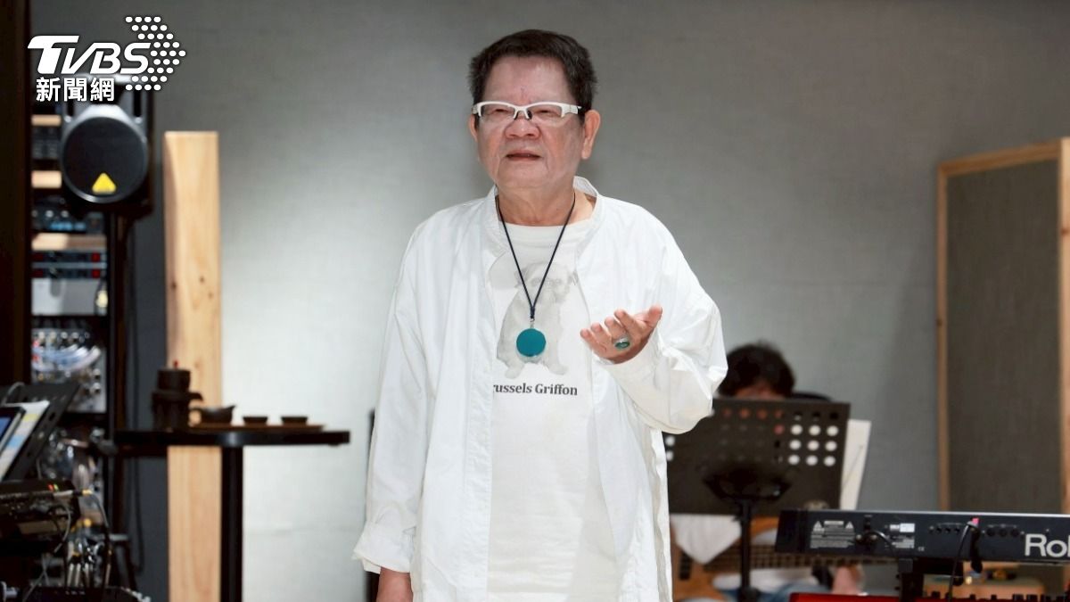 70歲鄭進一罹癌！老來得女「浪子變女兒奴」　做36次放療豁達喊：「活到70歲也夠了！」