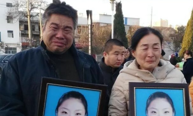 震驚社會！知名女主持「被男友連砍7刀」當場身亡　家屬堅持「遺體放2年才下葬」原因逼哭眾人...