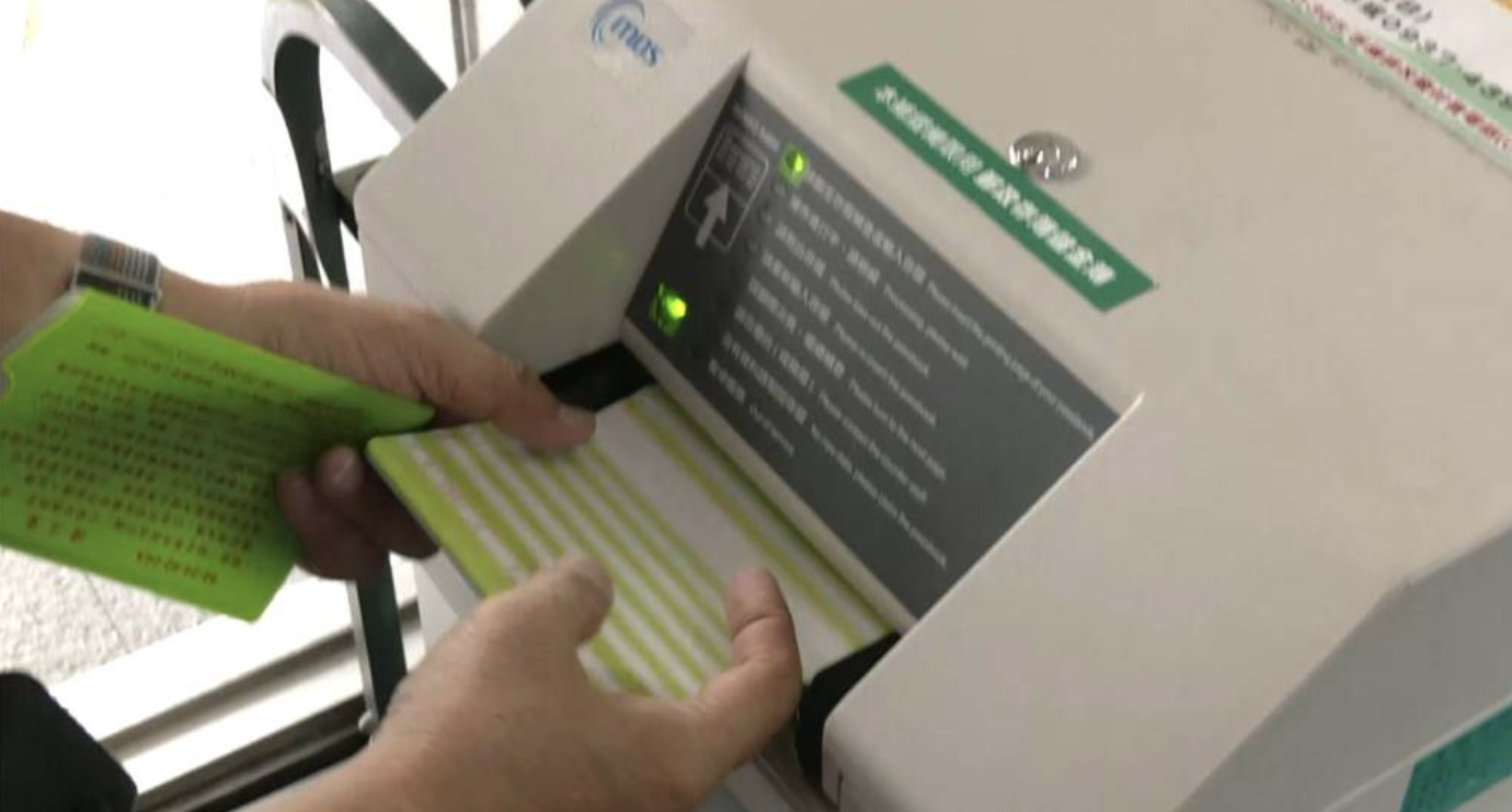 都用網銀「不刷存摺」沒關係?內行網友揭「存簿太久沒補登」慘烈下場:真的會後悔