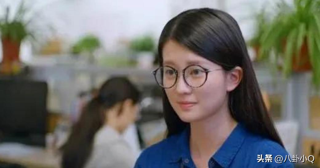 31歲喬欣婚後首亮相！「幸福肥」驚艷全場 網友狂讚：愛情的力量太強大❤️