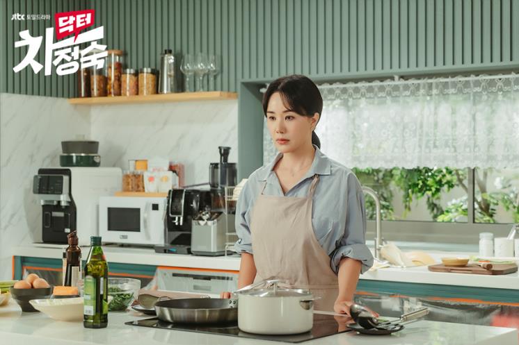 首次下廚驚魂記！女網友煮4菜1湯「全家急診」 愧疚想補魚湯網友笑翻
