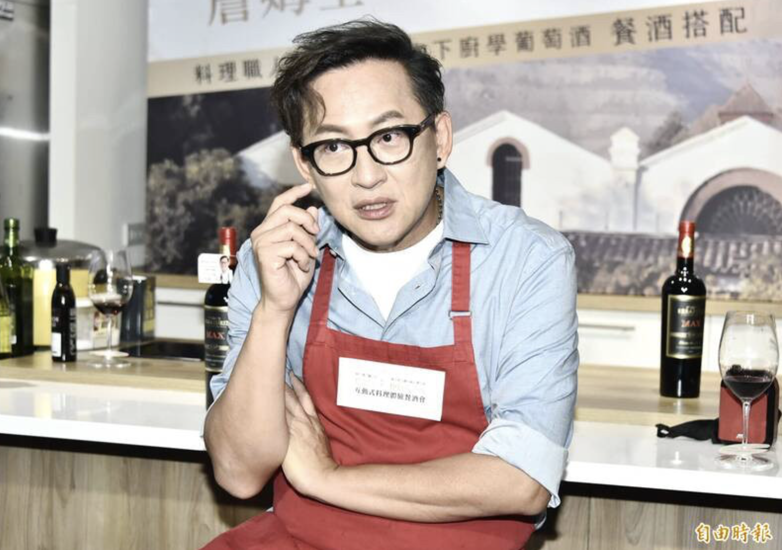 遭控背信欠債2600萬！57歲詹姆士「切割副業出事」被轟白眼狼　內幕曝光「他發聲回應了」