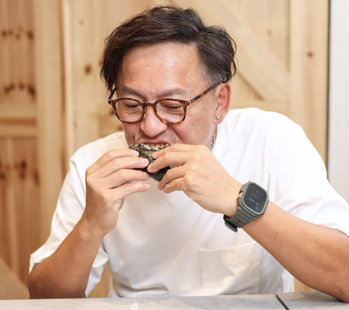 遭控背信欠債2600萬！57歲詹姆士「切割副業出事」被轟白眼狼　內幕曝光「他發聲回應了」
