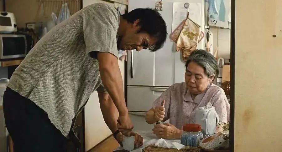 父親離婚後消失30年，病逝後兒子突現要求分產，法院判決引熱議