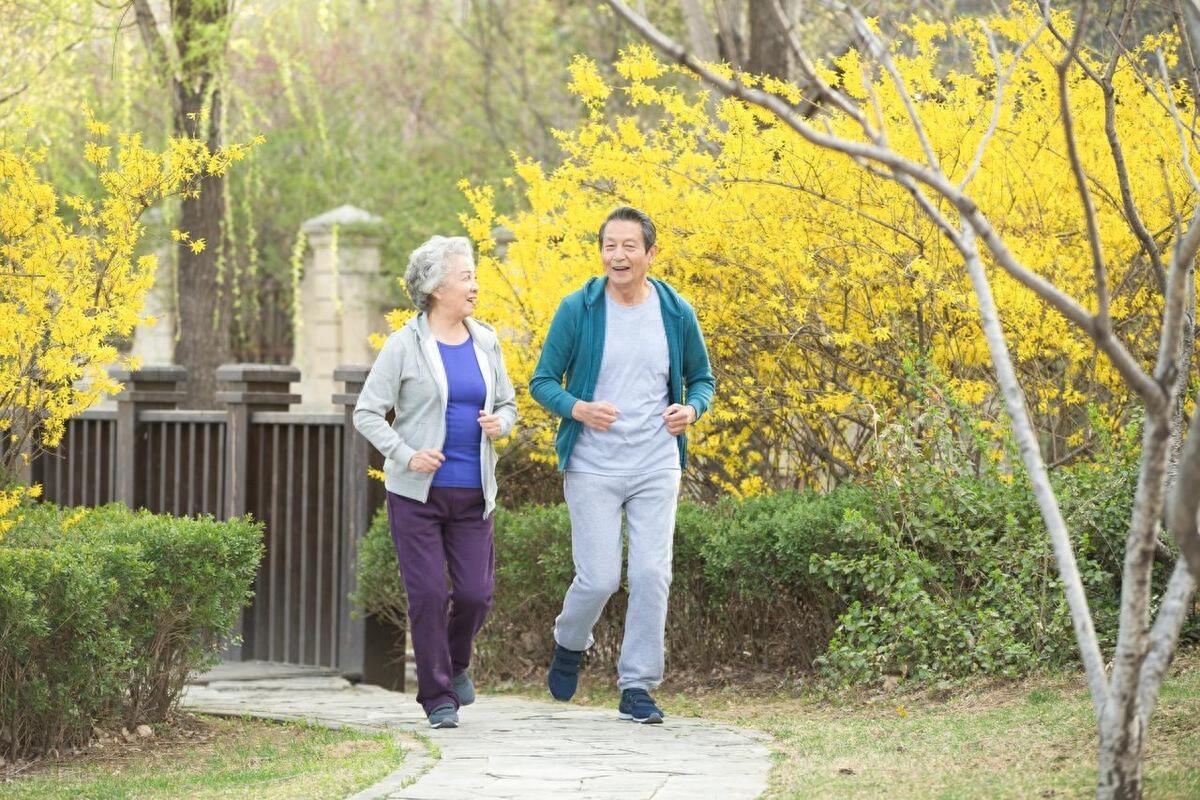 75歲後的生活智慧：做到這8件事，讓你的晚年幸福又自在