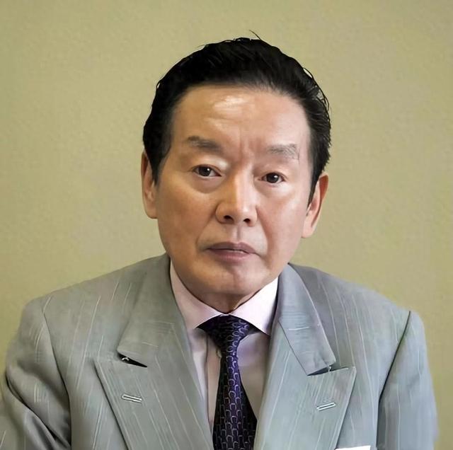 77歲富豪豪擲30億追愛22歲嫩模 爺孫戀3個月後離奇暴斃 真相令人震驚
