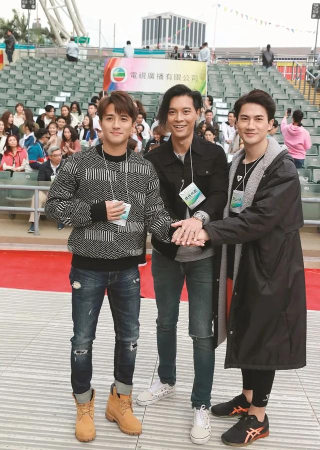 趁妻懷孕8個月！39歲知名男星「被爆外遇女星」慘遭公司封殺　消失多年「被拍轉行當保全」現況不勝唏噓...