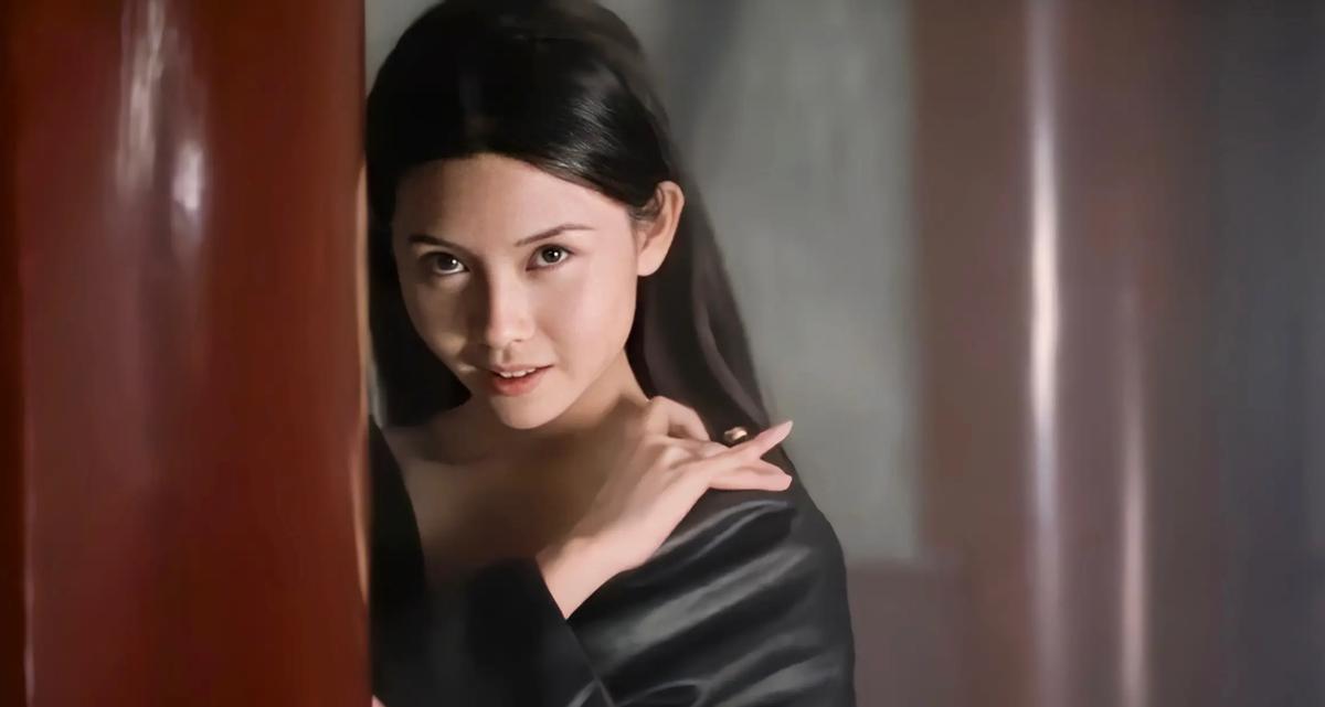 美到像古代穿越來！24歲星二代「萬聖節扮白娘子」　網狂讚「繼承性感女神神顏」：史上最美白蛇♥️