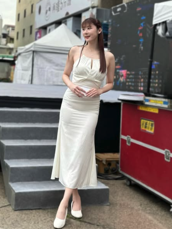 台灣第一美腿女星林茉晶勇敢抗癌 半年化療6次體重暴增20kg