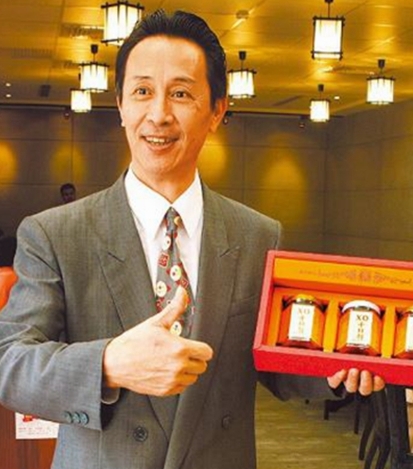當年紅遍亞洲！大咖老戲骨「竟在台灣路邊擺攤」　眭澔平直擊「敬業討生活」：多多捧場