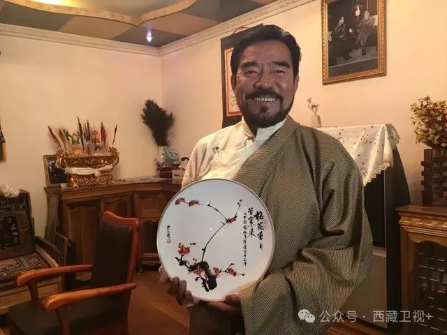 69歲資深男星「驚傳身亡」！粉絲悲痛：「過年節目常看到他」