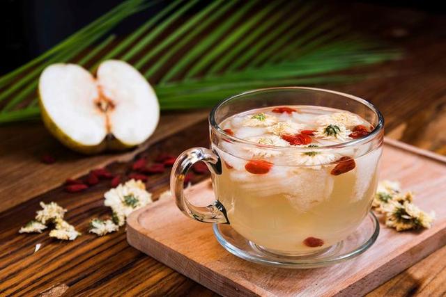 比菸酒傷肝10倍！醫生叮囑：請馬上停止飲用「這類茶葉」　以為養生其實正在害你慢性中毒