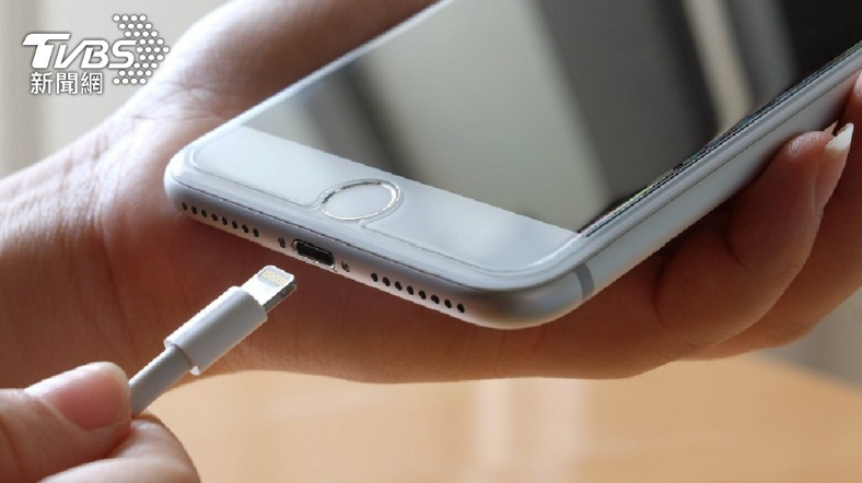 14歲少女「睡覺中身亡」！父母看完屍檢報告「直接怒扇女兒屍體」