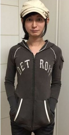 以為是洋娃娃!49歲二寶爸「意外踏進女裝之路」 男裝模樣曝光「身分還是樂團主唱」