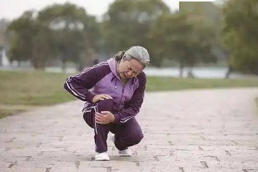 常被當成勞累、氣血不順!身體「這3處發麻」別不當回事 是腦梗「發出的最後警告」