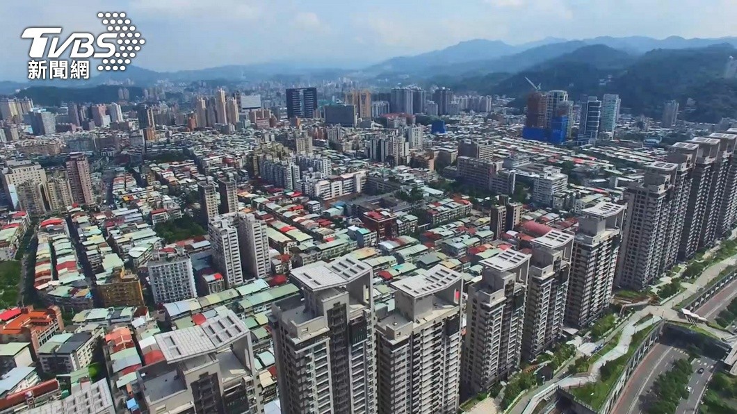 台灣房市風暴來襲！建商倒閉潮恐爆發，專家揭三大危機警訊