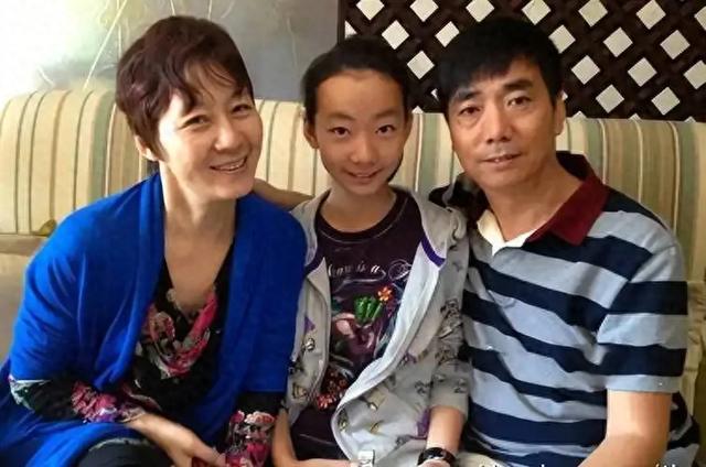 資深男星范明與富婆妻厲玲的奢華退休生活 花園別墅曝光羨煞眾人