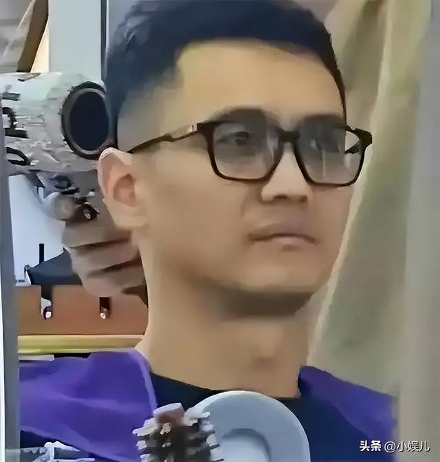 慘遭演藝圈封殺！他當年「出軌天王嫂＋狂撈千萬」被逮捕　6年後出獄「近況不勝唏噓」網嘆：自作自受...
