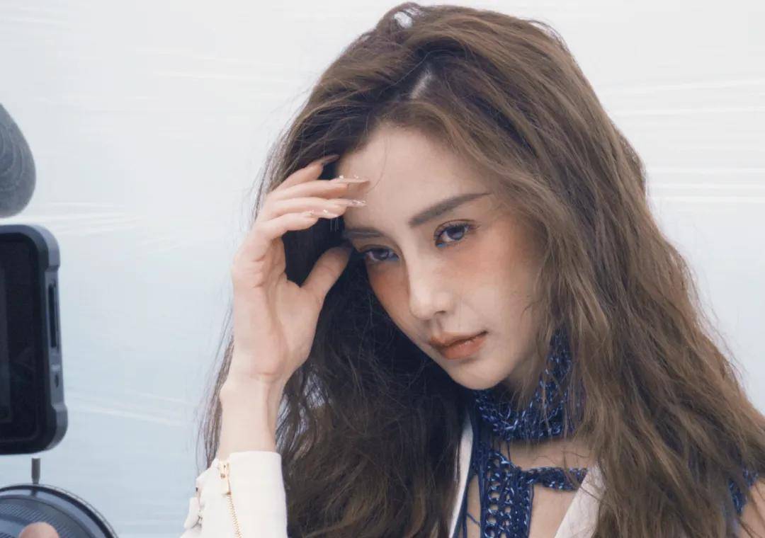 女神墜落凡間！昔日大牌女星「淪落拍牛雜廣告」照片曝光　遭全網封殺「如今放下架子」只求一條生路...