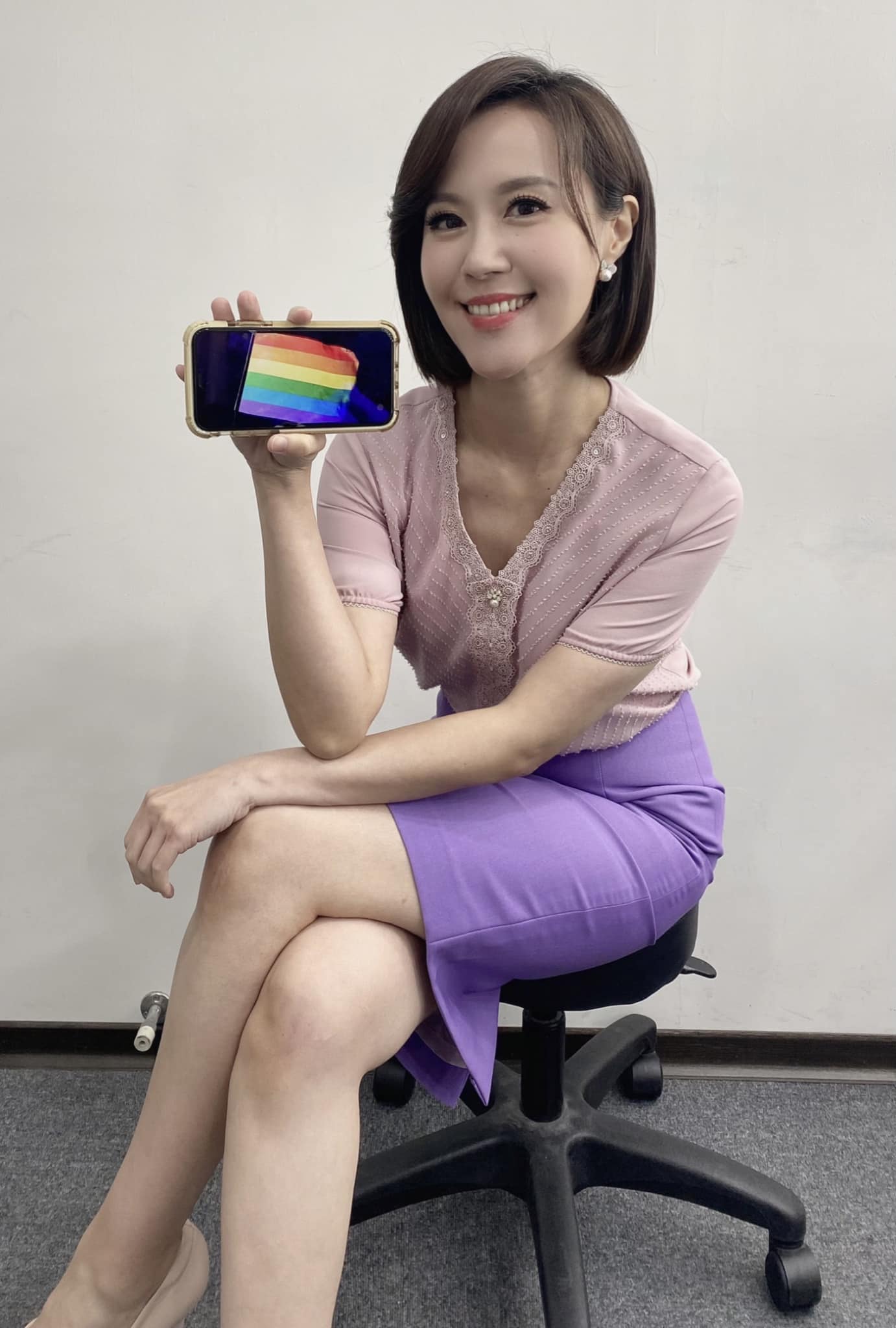以為只是老了！正妹主播檢查「聽到癌症瞬間崩潰」　假裝沒事「開刀現況曝光」