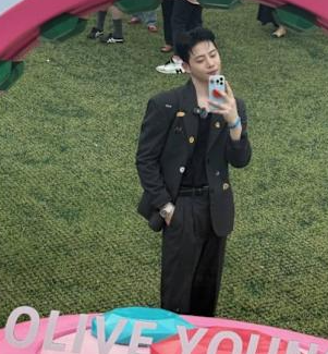 震驚！29歲演藝大咖「頂樓墜下身亡」　傳家暴女友「家屬回應了」