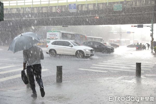 午後變天！全台暴雨籠罩「下最大地區曝光」　專家示警「不排除生成颱風...」
