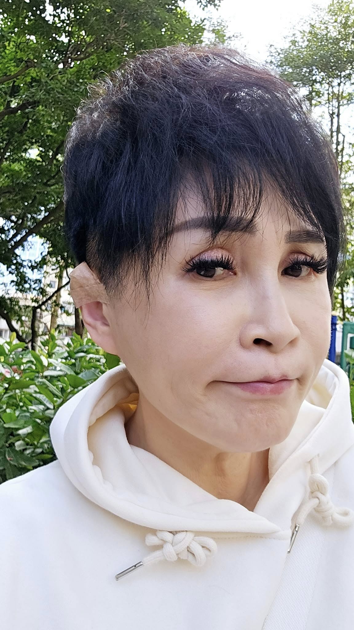 凌晨在家自摔！57歲名嘴「臉部著地昏迷」現況曝光　昔認「已簽器捐」後事交代好：要海葬