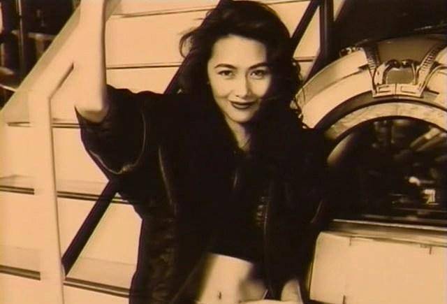 木村拓哉都為她心動！清純女星「卻嫁大16歲土大叔」連爸爸都嫌　如今「48歲卻活得精彩」