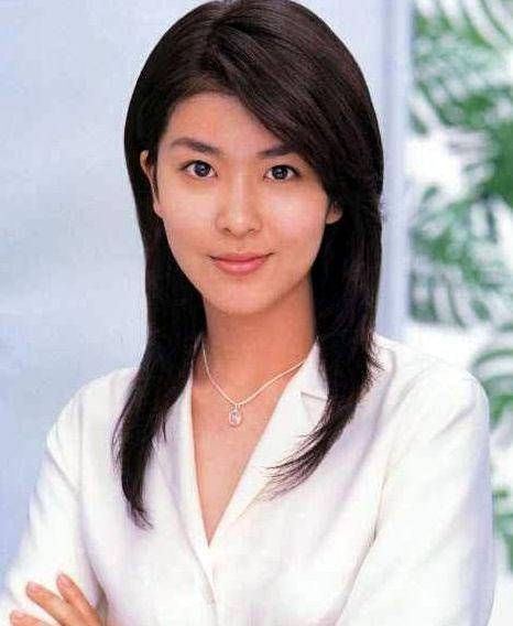 木村拓哉都為她心動！清純女星「卻嫁大16歲土大叔」連爸爸都嫌　如今「48歲卻活得精彩」