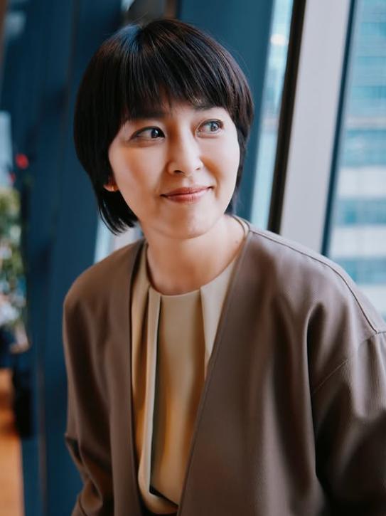 木村拓哉都為她心動！清純女星「卻嫁大16歲土大叔」連爸爸都嫌　如今「48歲卻活得精彩」