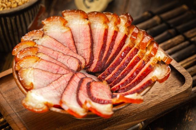 阿茲海默症的「元兇」找到了？想避免腦部退化「5類食物快忌口」：正致命傷害著你的大腦