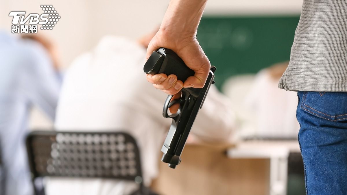 快訊／學校爆重大慘案！多名師生重傷「至少8人死亡」　他陳屍在廁所