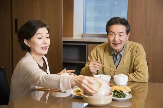 腎衰的人要忌口！醫生告誡「不止馬鈴薯」：這5種蔬菜建議少吃